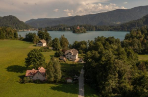 Homestay Vito by Lake